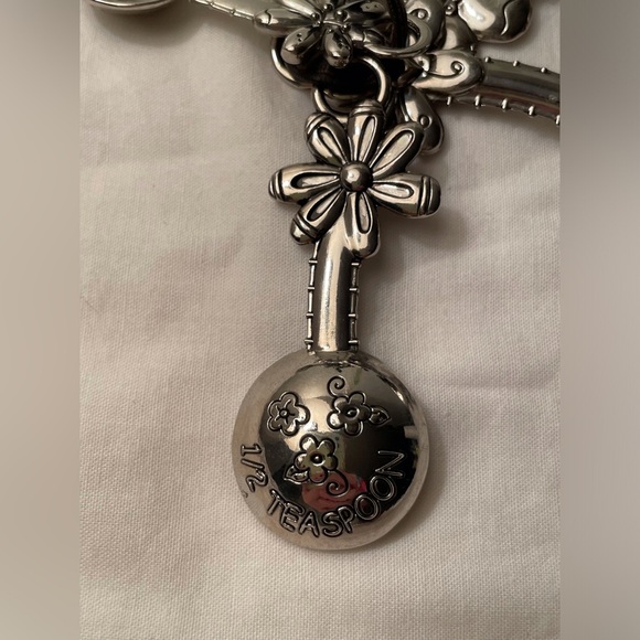 Decorative Measuring Spoons - Picture 5 of 10